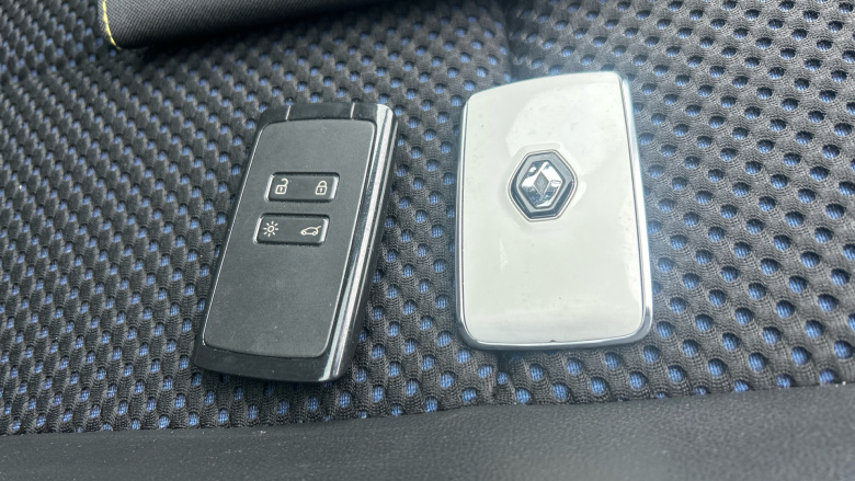 Renault Kadjar 1.3 TCE S Edition 5dr EDC Petrol Hatchback